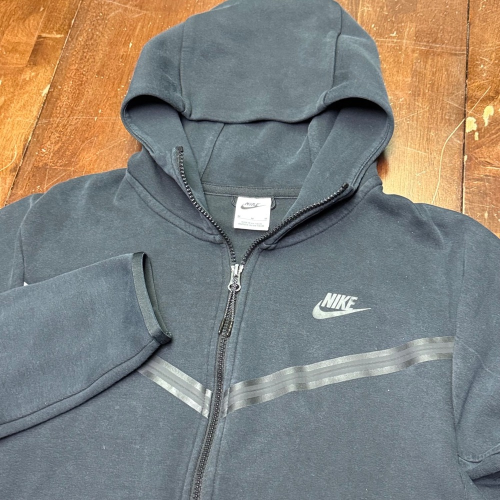 Nike Tech Fleece Hoodie Mens Medium Black Full Zip CU4489-010 Bonded Pocket